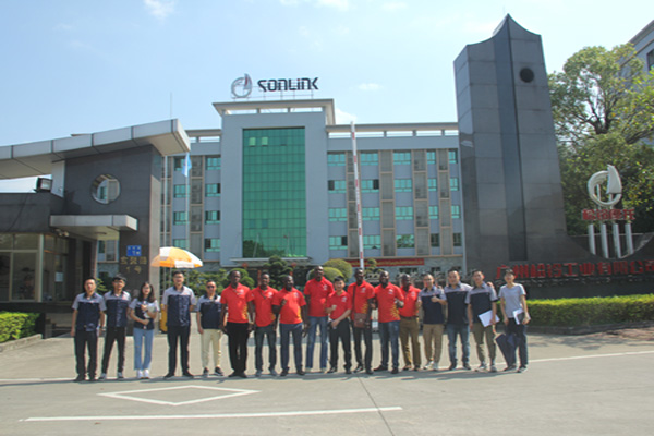 Visita de los distribuidores de Ghana